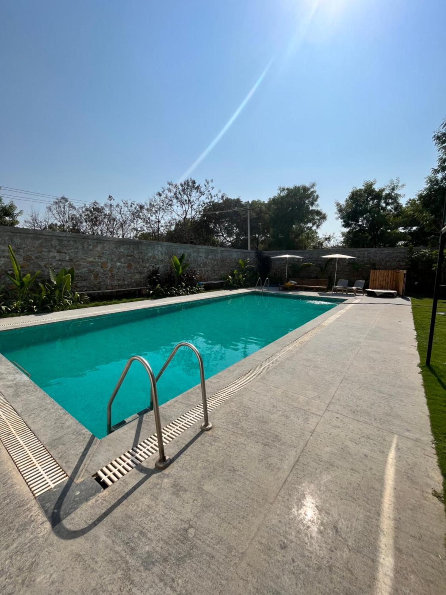 Jlr Farm Stay Hyderabad Esterno foto